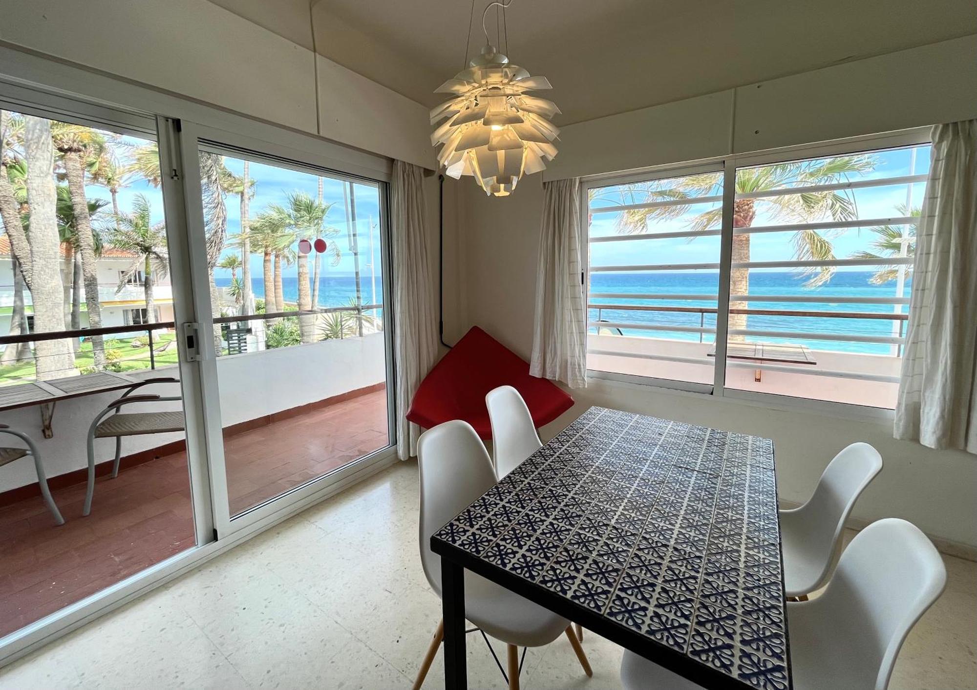Apartamentos Playa Torrecilla Нерха Екстер'єр фото