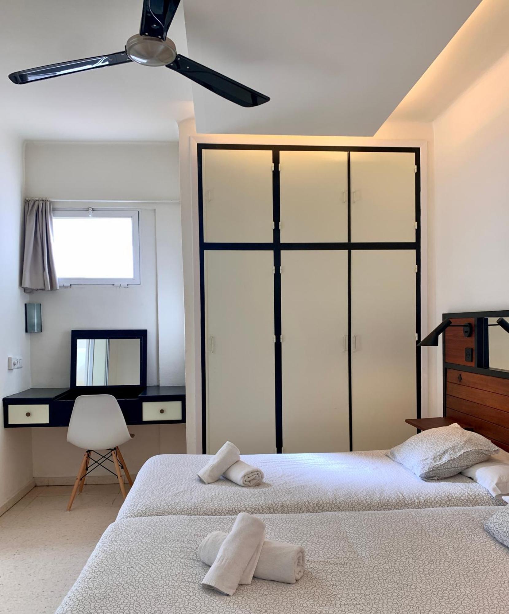 Apartamentos Playa Torrecilla Нерха Екстер'єр фото