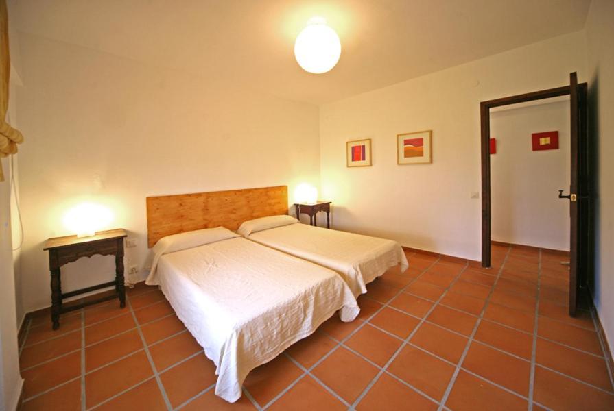 Apartamentos Playa Torrecilla Нерха Номер фото