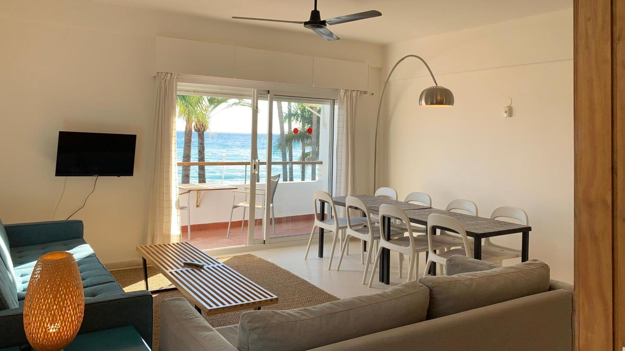 Apartamentos Playa Torrecilla Нерха Номер фото
