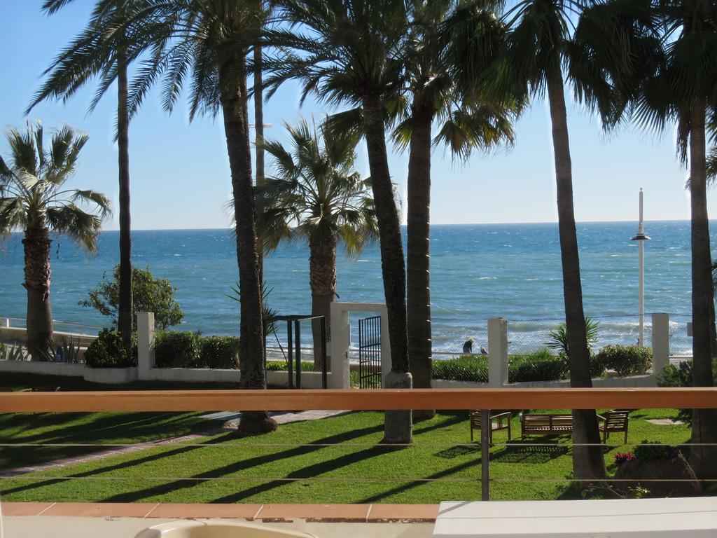 Apartamentos Playa Torrecilla Нерха Екстер'єр фото