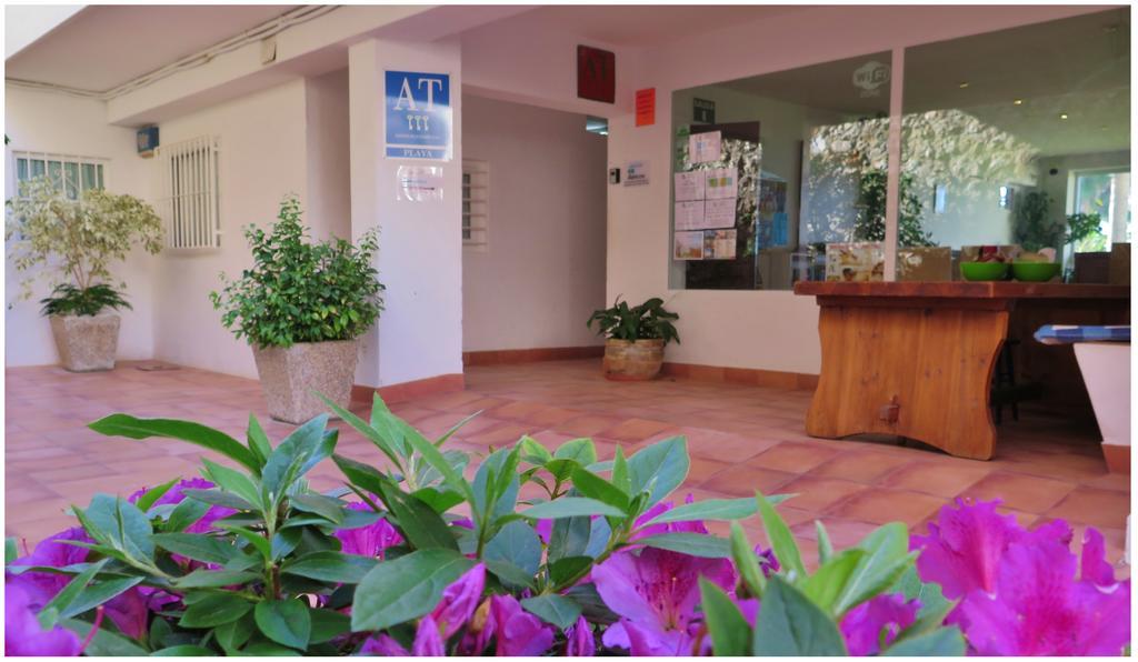 Apartamentos Playa Torrecilla Нерха Екстер'єр фото