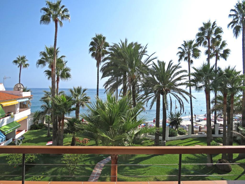 Apartamentos Playa Torrecilla Нерха Екстер'єр фото
