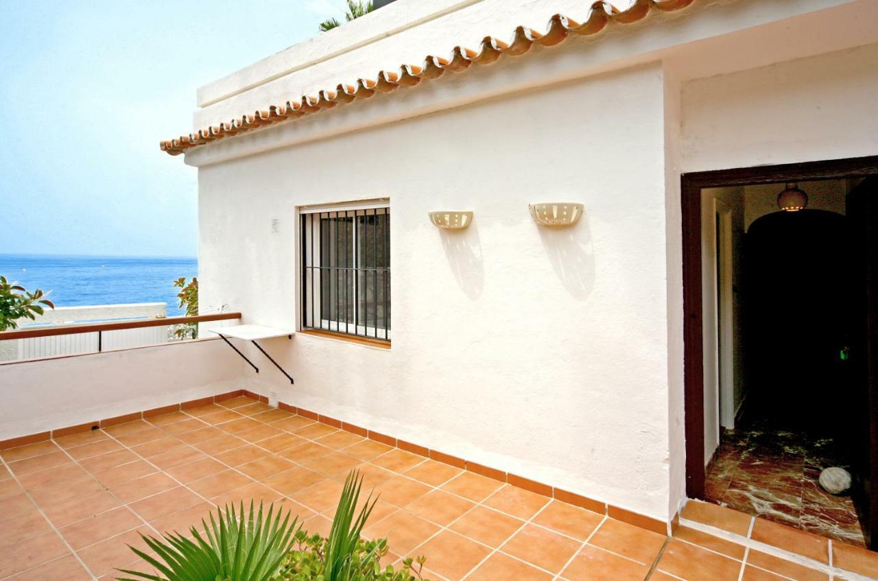 Apartamentos Playa Torrecilla Нерха Екстер'єр фото