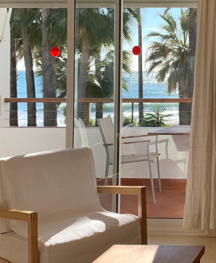 Apartamentos Playa Torrecilla Нерха Екстер'єр фото